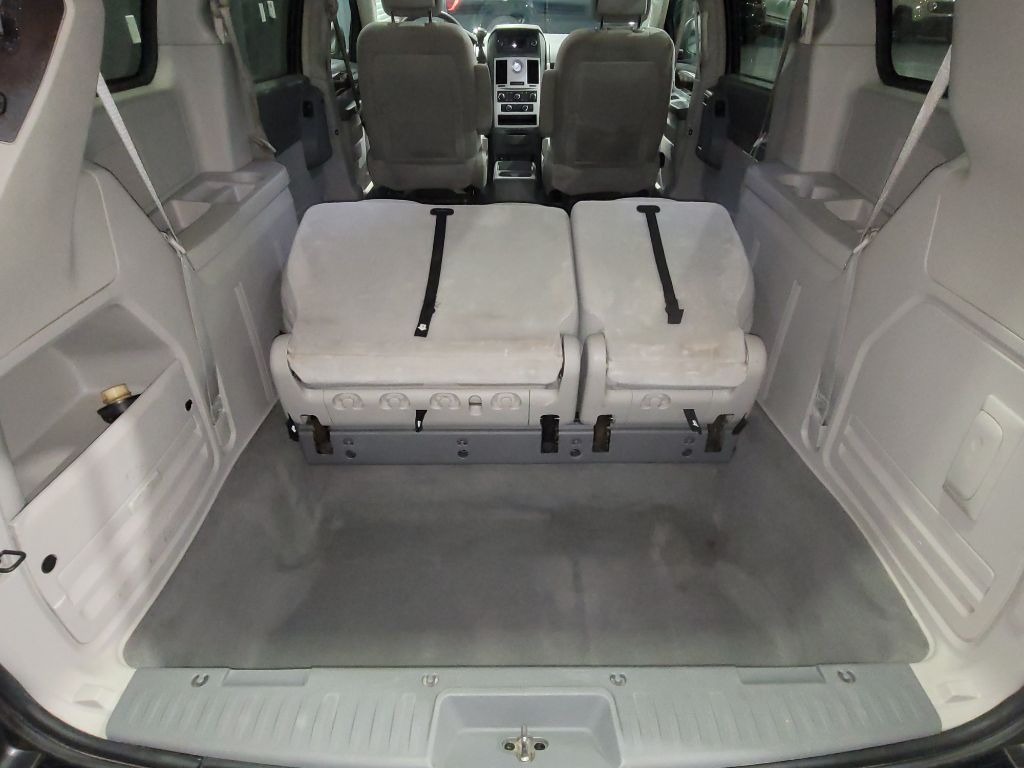 2010 Chrysler Town & Country Touring photo