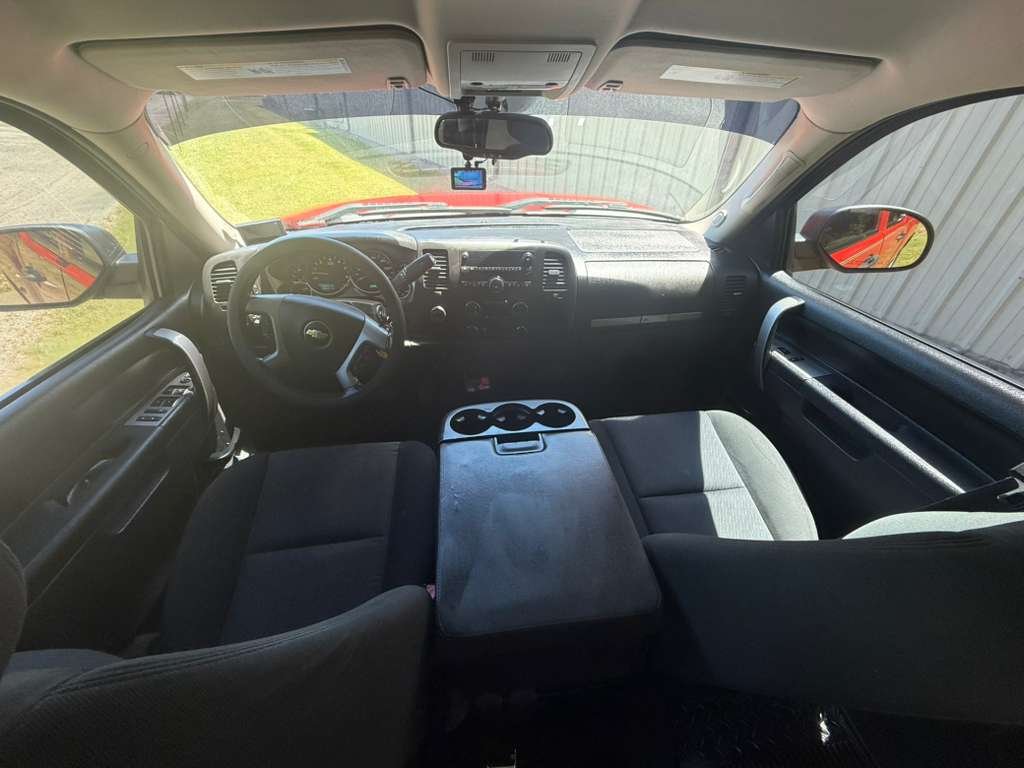 2013 Chevrolet Silverado 1500 - $8,500