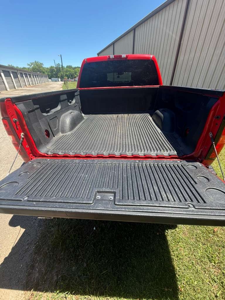 2013 Chevrolet Silverado 1500 - $8,500