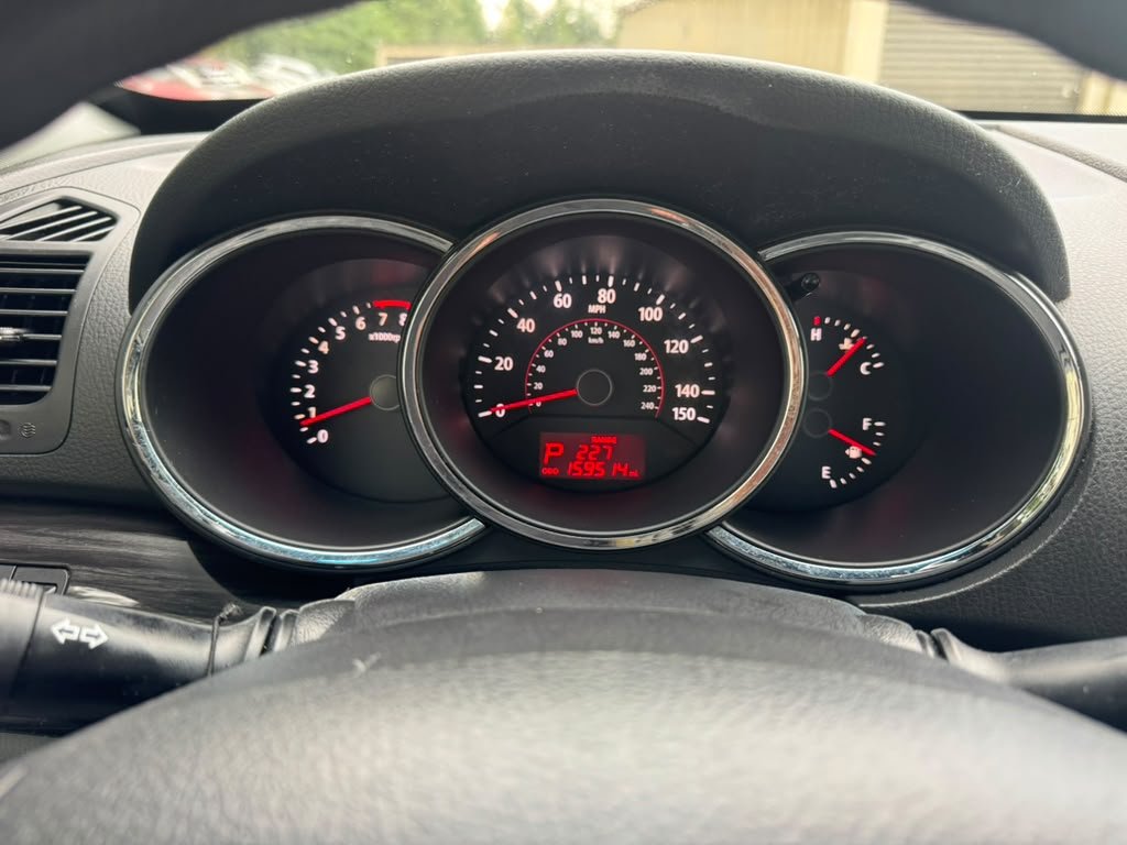 2011 Kia Sorento - $4,500