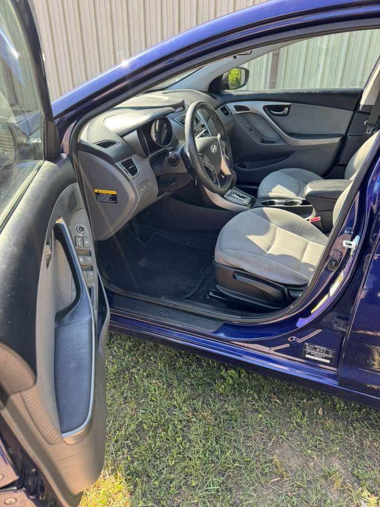 2013 Hyundai Elantra - $3,700