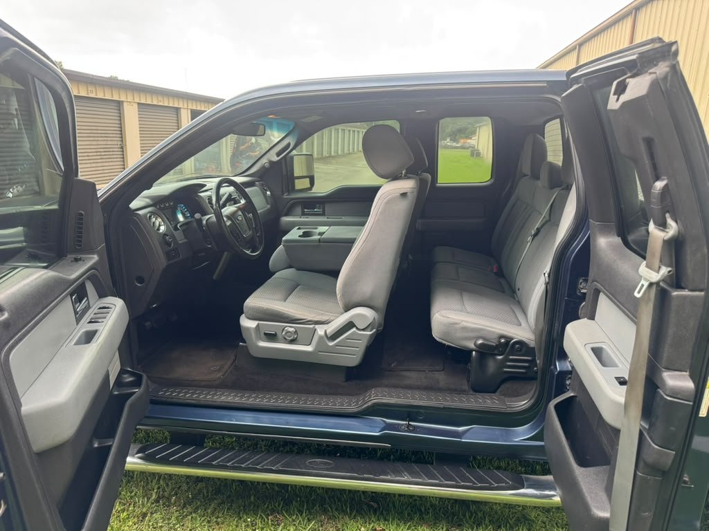 2013 Ford F150 - $12,000