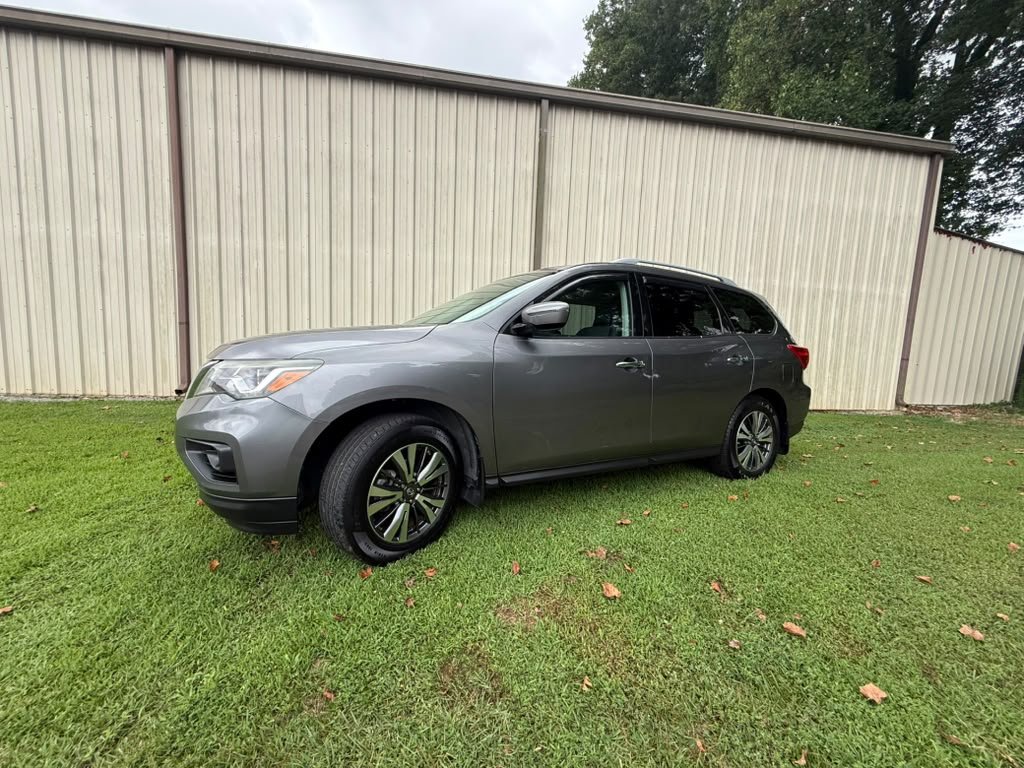 2017 Nissan Pathfinder