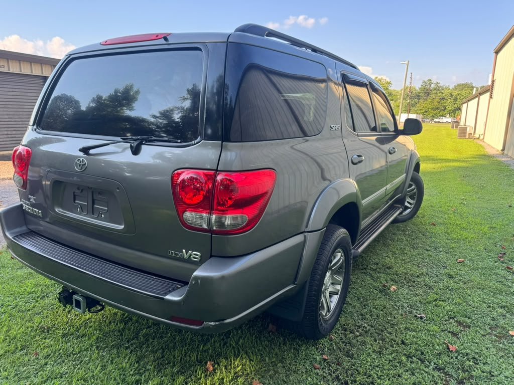 2006 Toyota Sequoia - $7,200