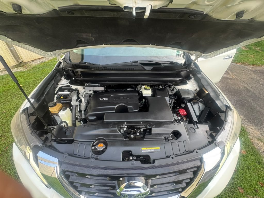 2017 Nissan Pathfinder - $7,300