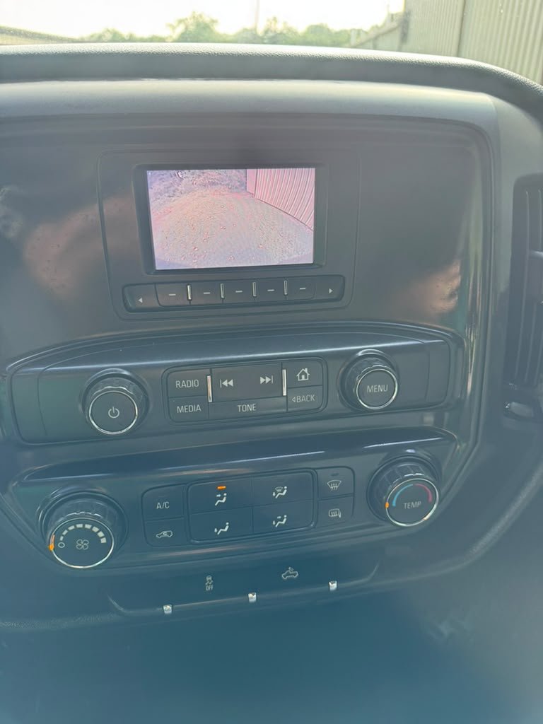 2016 Chevrolet Silverado 1500 - $13,500