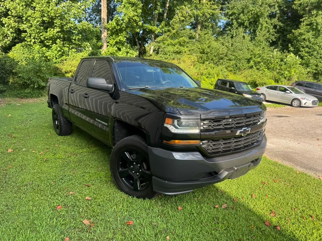 2016 Chevrolet Silverado 1500 - $13,500