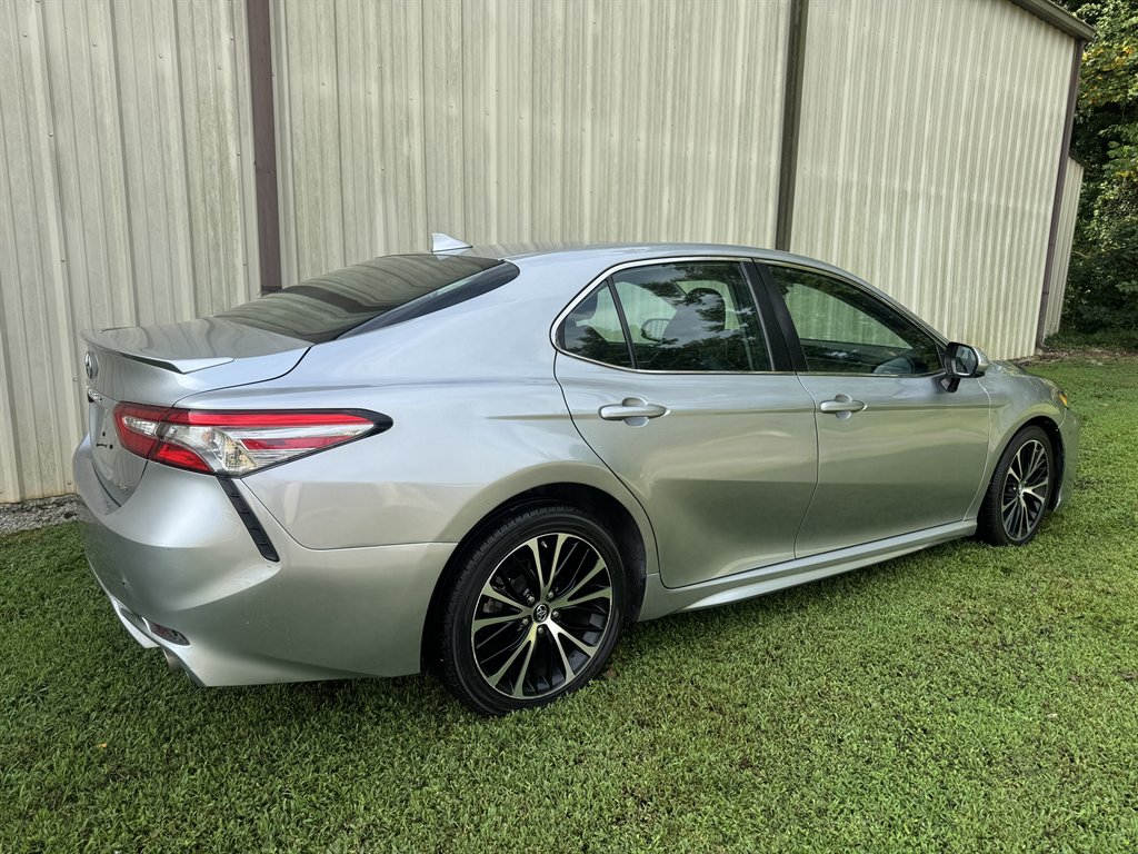2019 Toyota Camry - $14,500