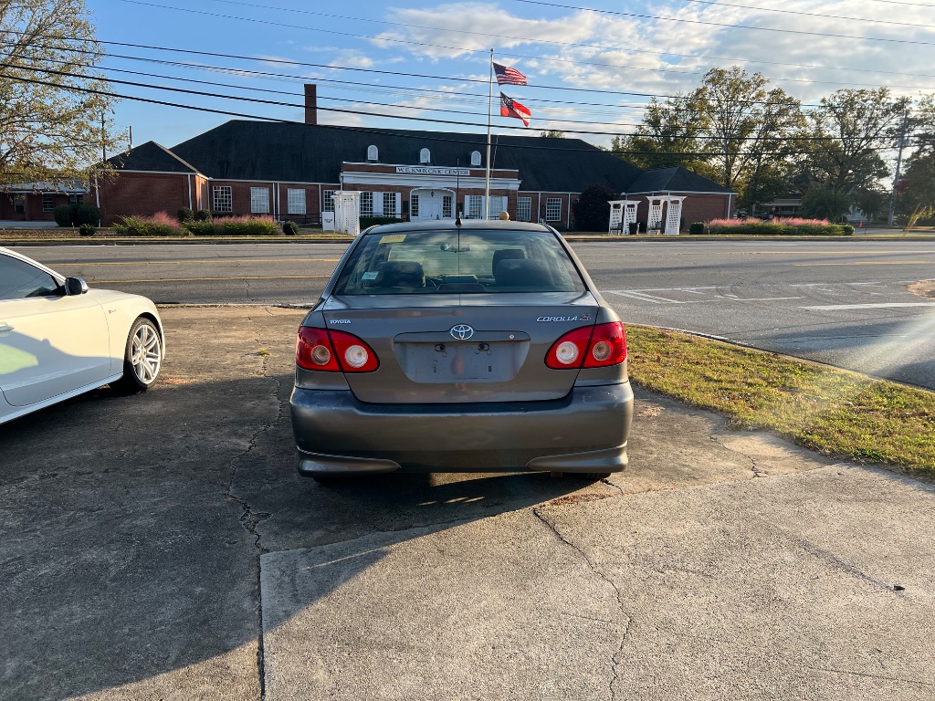 2005 Toyota Corolla - $3,800