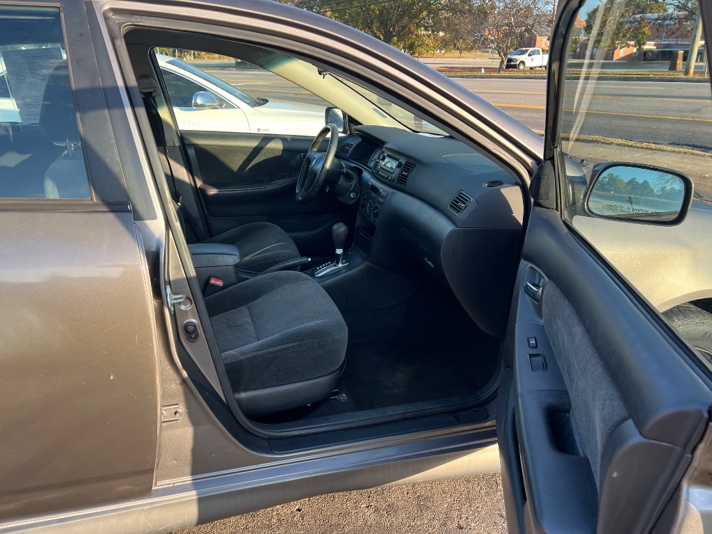 2005 Toyota Corolla - $3,800