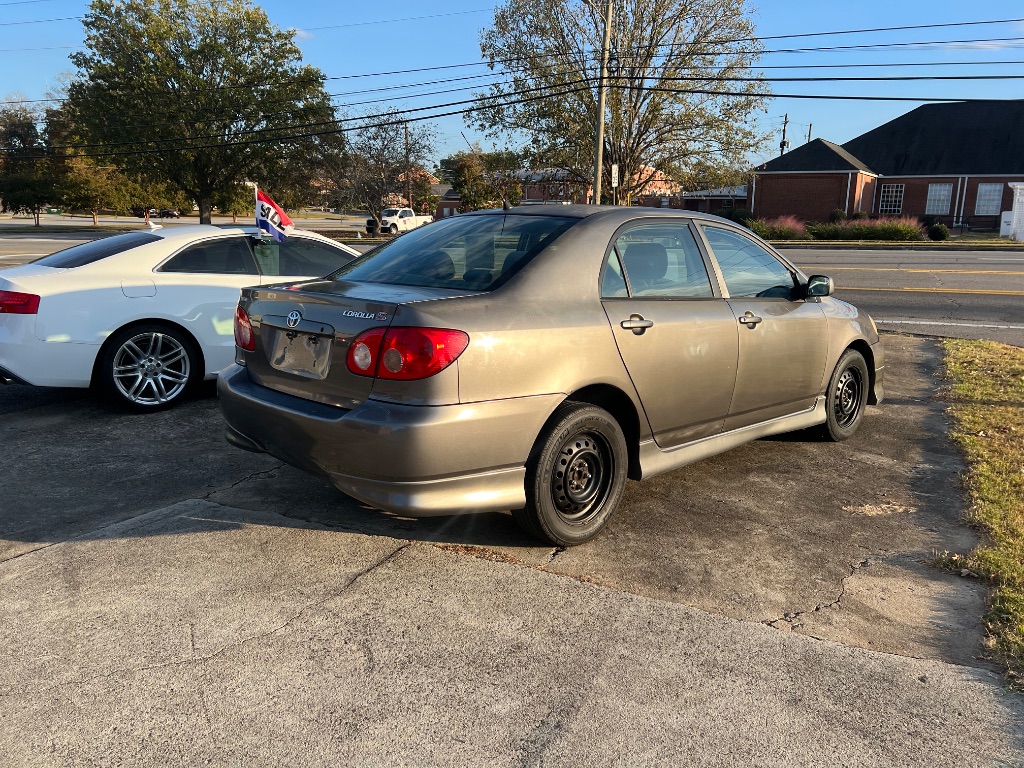 2005 Toyota Corolla - $3,800