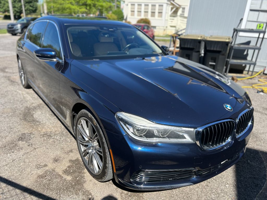 2016 BMW 7-Series 750xi photo