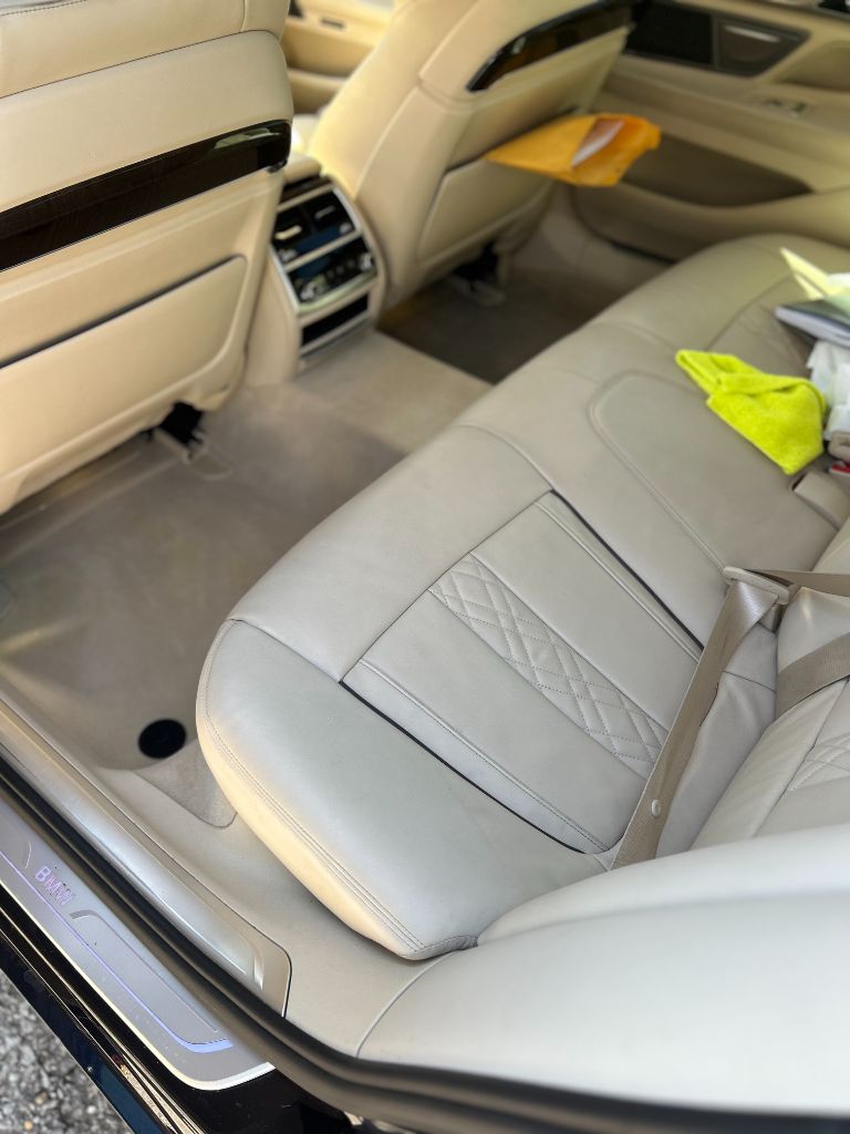 2016 BMW 7-Series 750xi photo