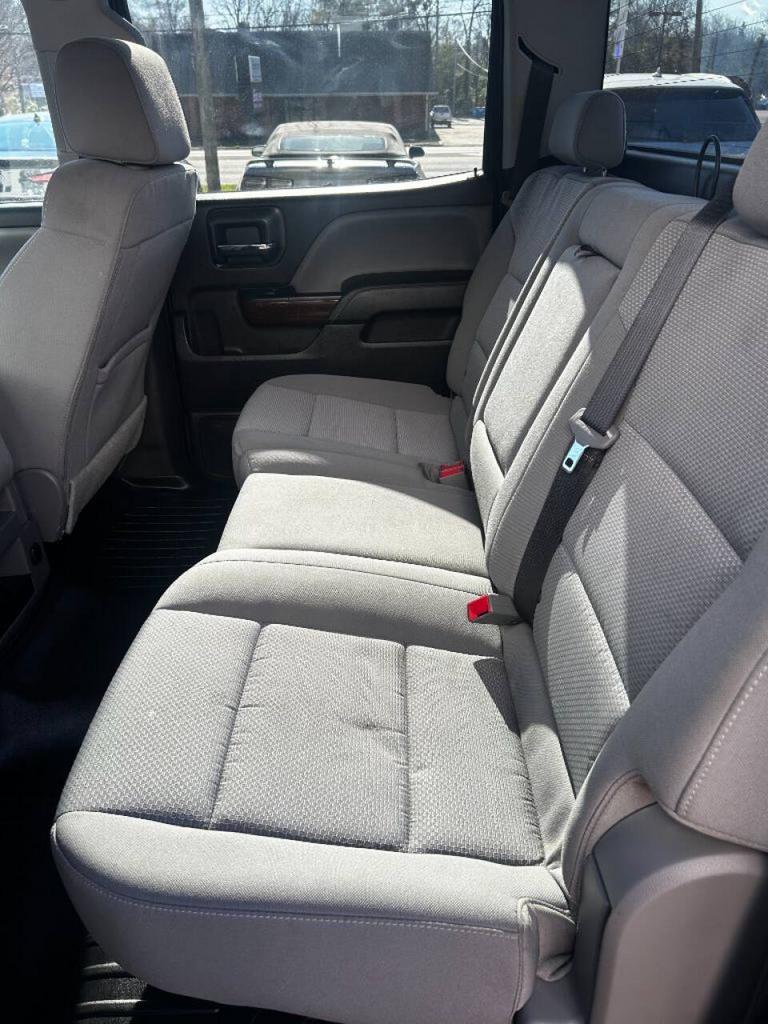2018 GMC Sierra 1500 SLE photo