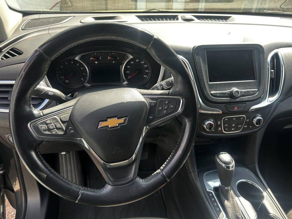 2020 Chevrolet Equinox LT photo