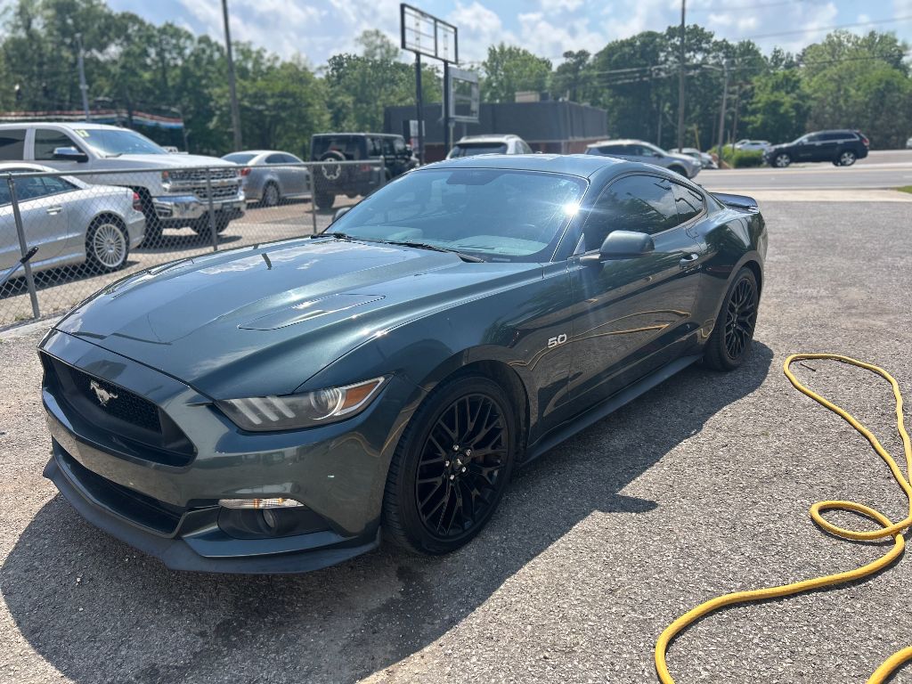 2016 Ford Mustang GT Premium photo