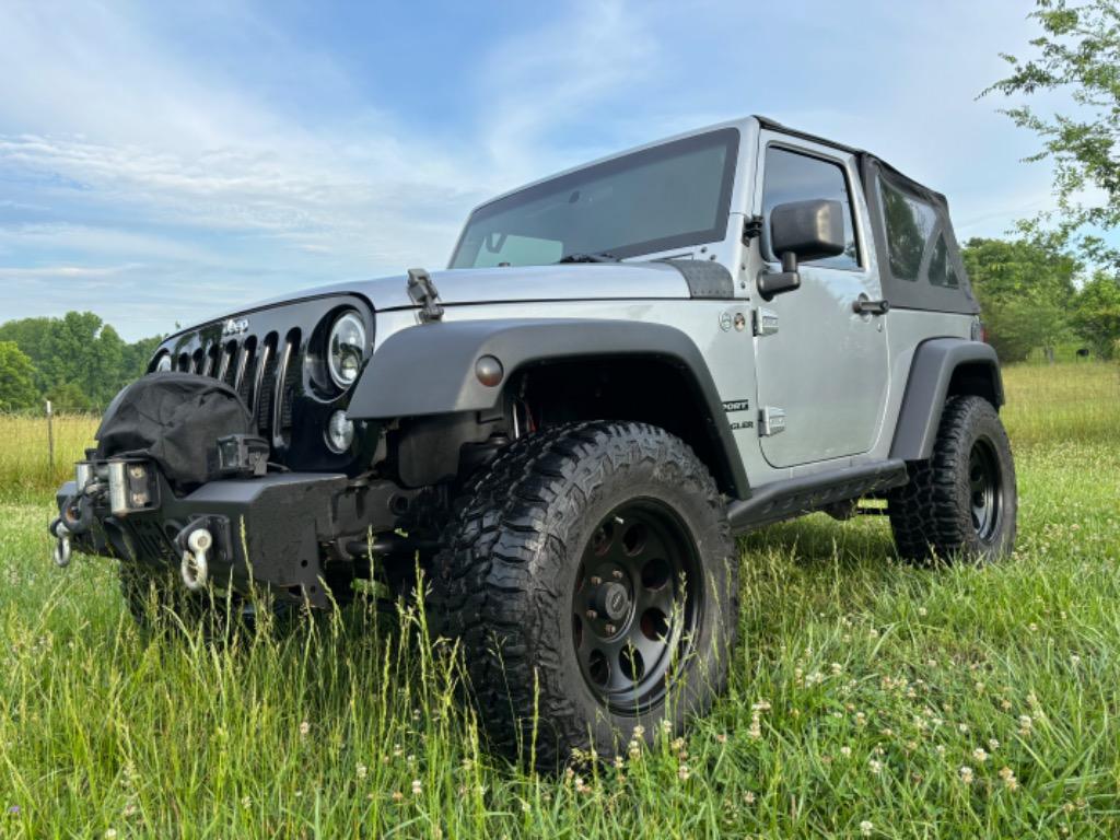 2015 Jeep Wrangler - $16,500