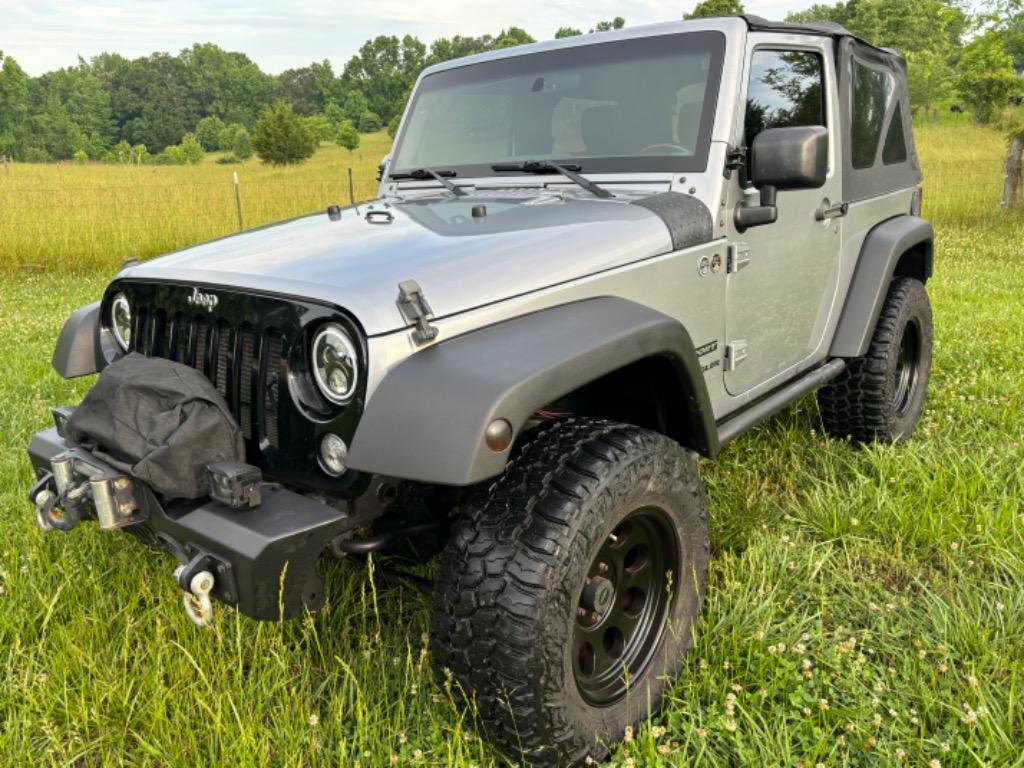 2015 Jeep Wrangler - $16,500
