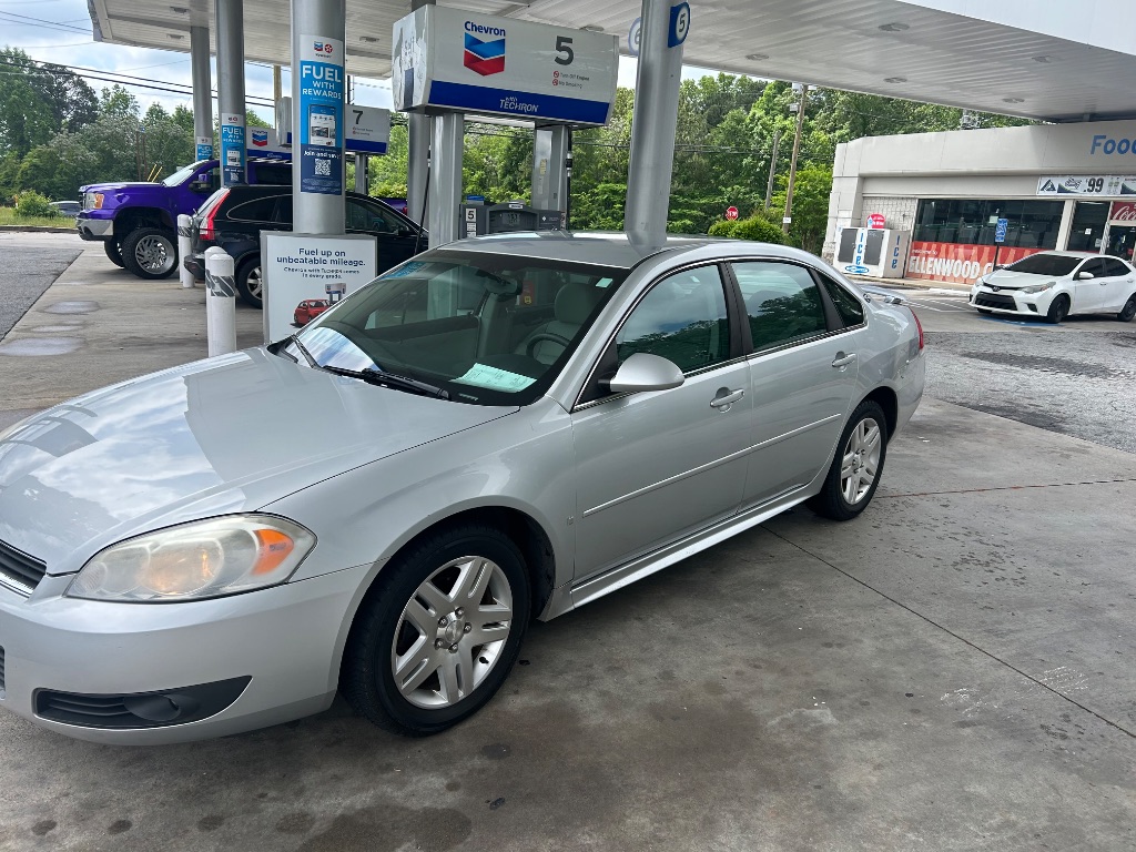 2009 Chevrolet Impala LT photo