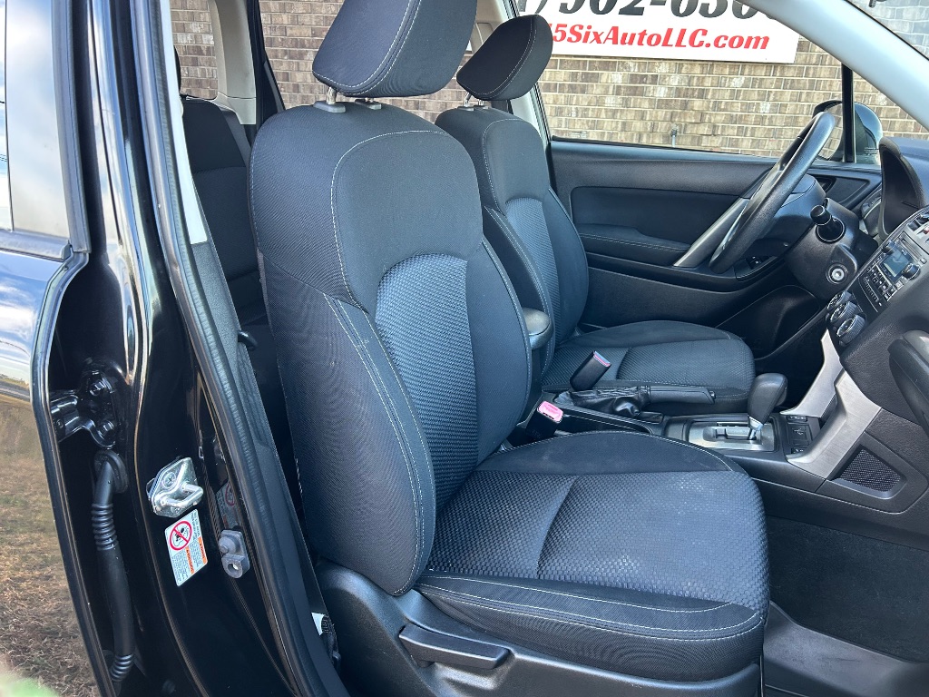 2014 Subaru Forester 2.5i Premium photo