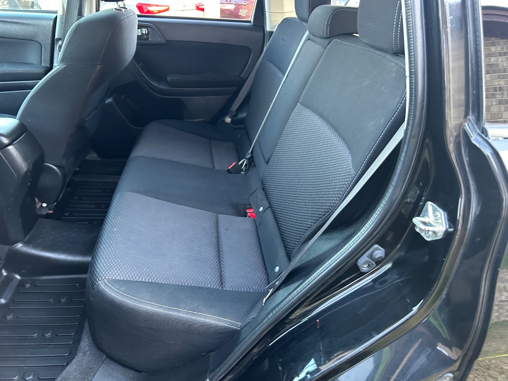 2014 Subaru Forester 2.5i Premium photo