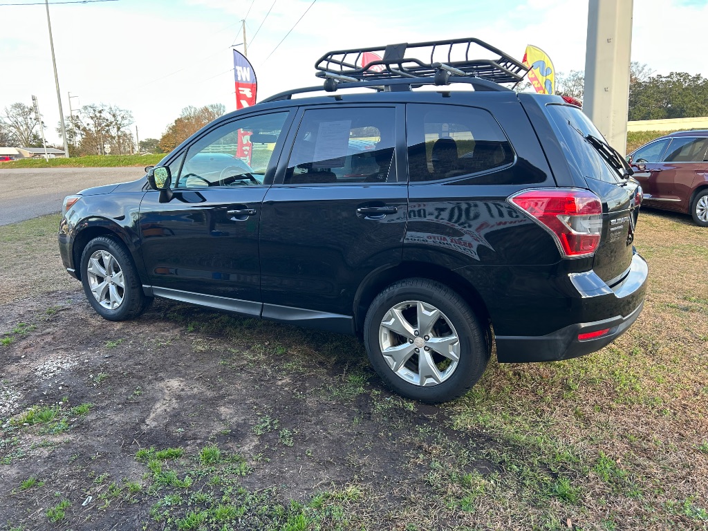2014 Subaru Forester 2.5i Premium photo