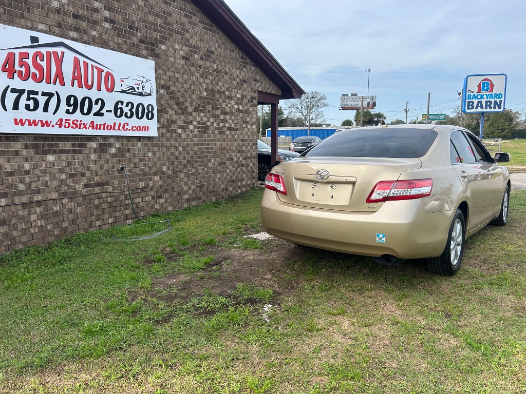 2011 Toyota Camry photo