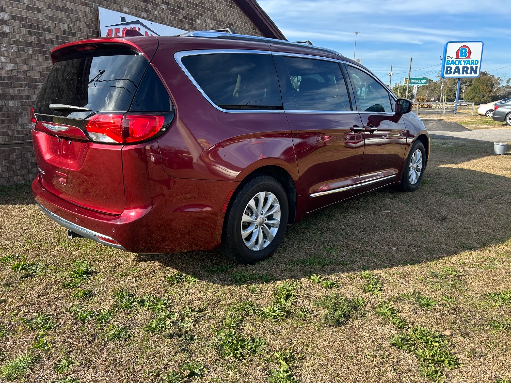 2018 Chrysler Pacifica Touring L photo