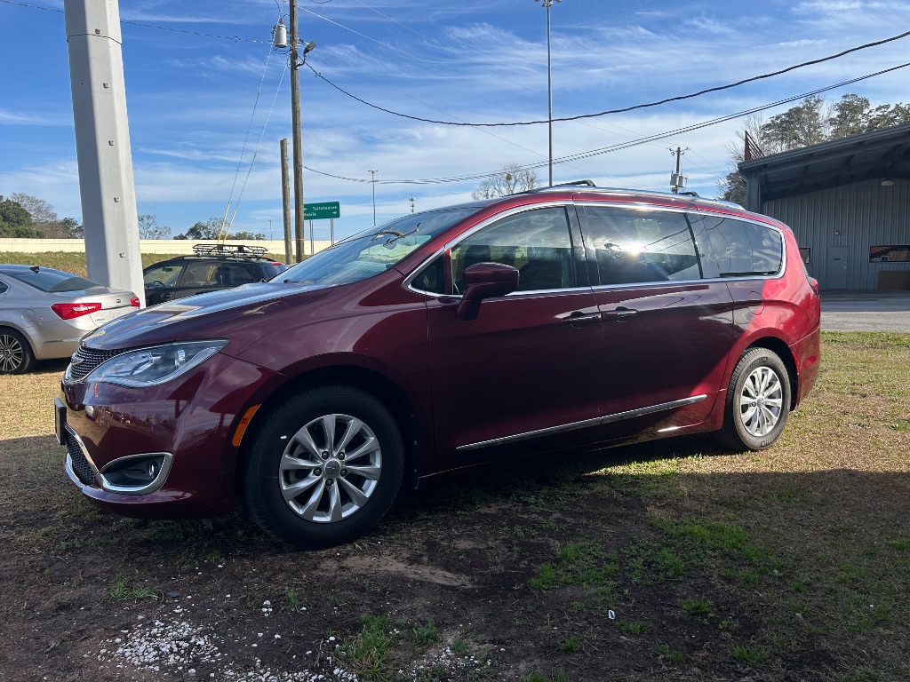2018 Chrysler Pacifica Touring L photo