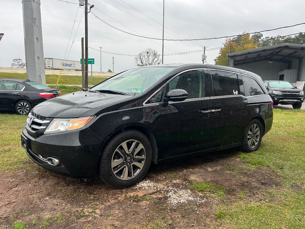 2014 Honda Odyssey Touring photo