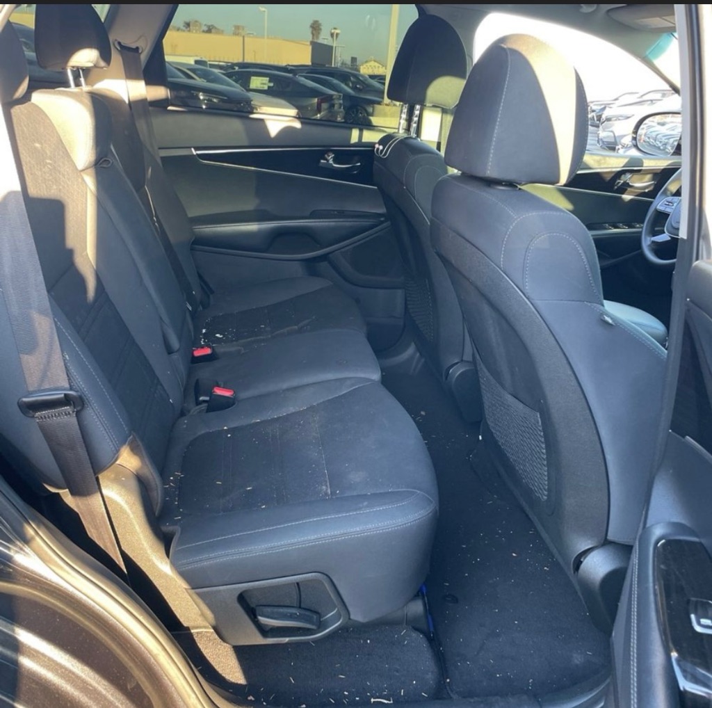 2020 Kia Sorento LX photo