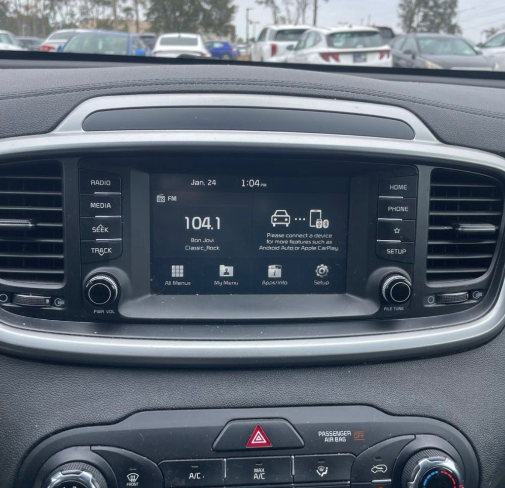 2020 Kia Sorento LX photo