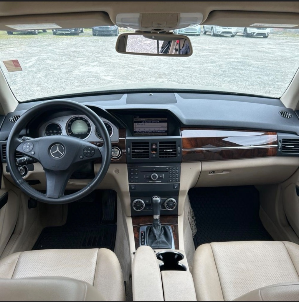 2012 Mercedes-Benz GLK-Class GLK350 photo