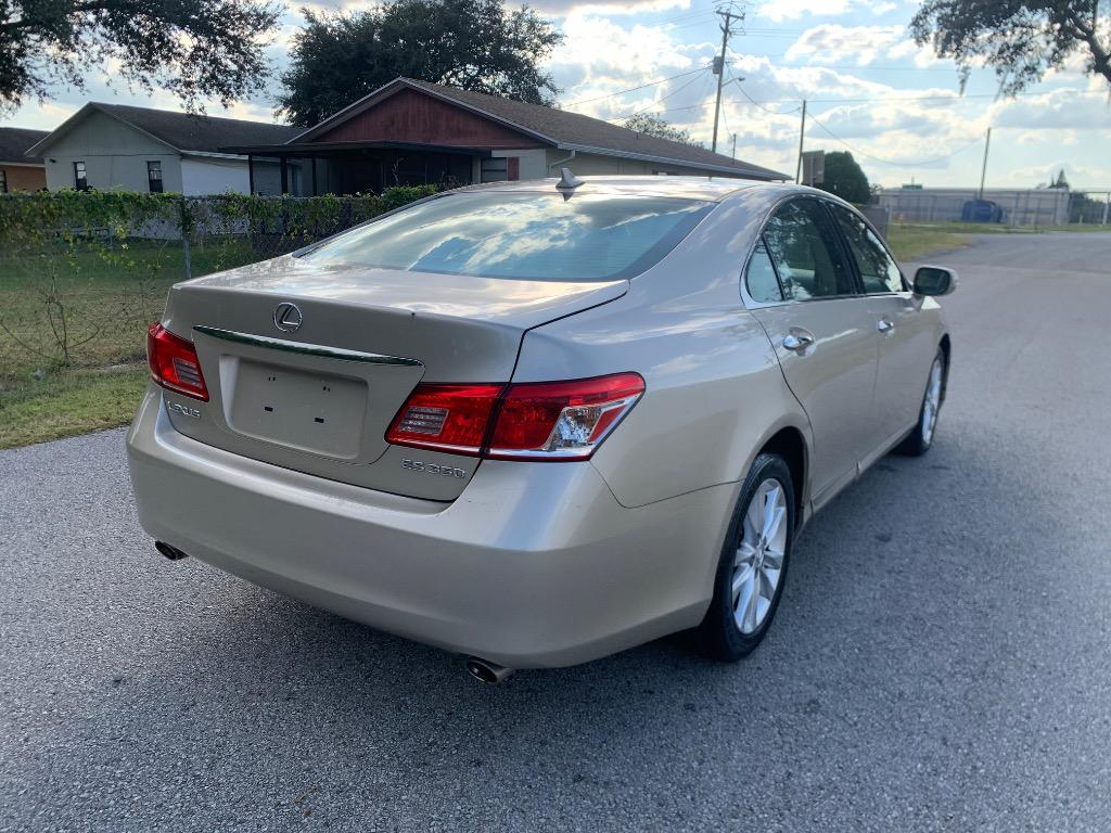 2010 Lexus ES - $5,400