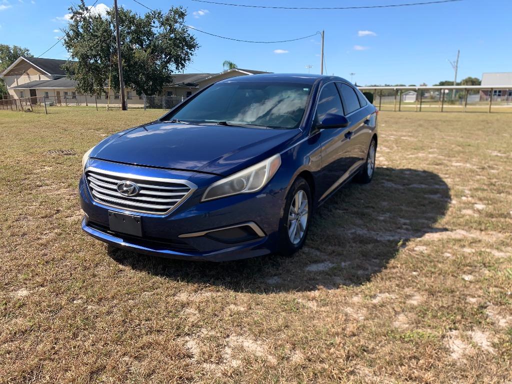 2017 Hyundai Sonata - $5,800