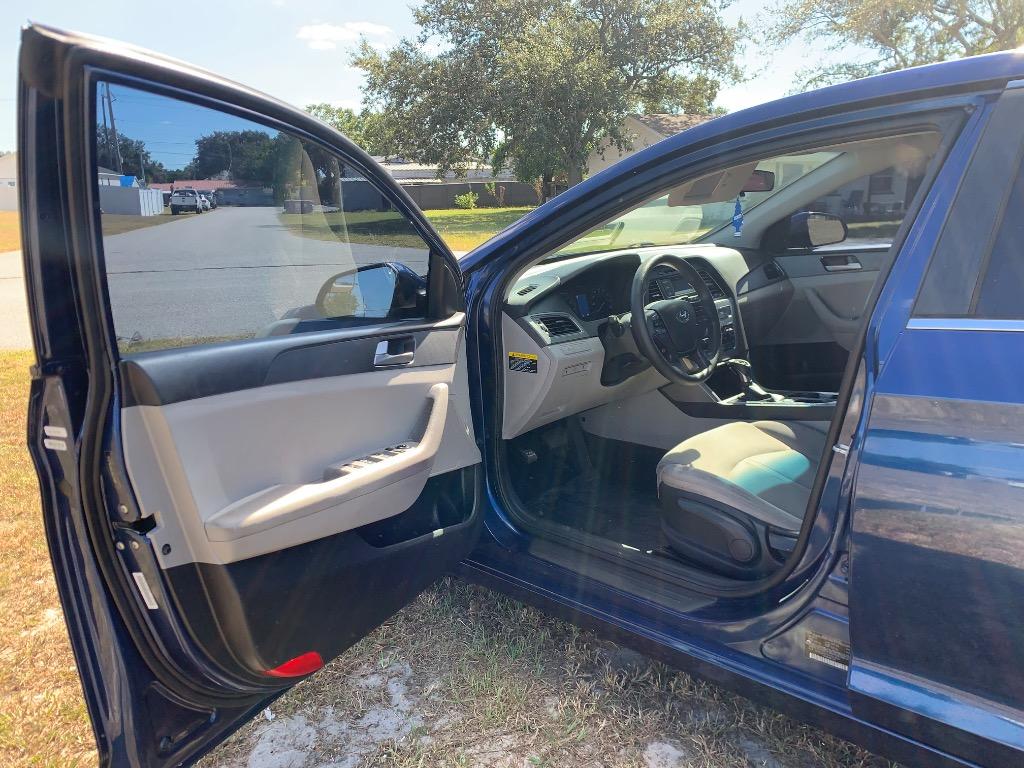 2017 Hyundai Sonata - $5,800