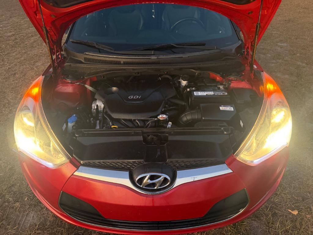 2016 Hyundai Veloster - $4,900