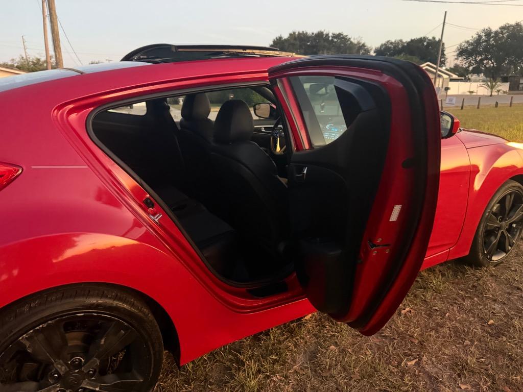 2016 Hyundai Veloster - $4,900