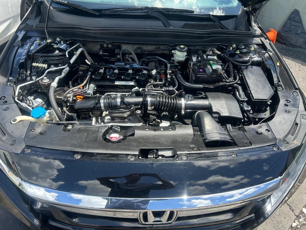 2018 Honda Accord - $10,900