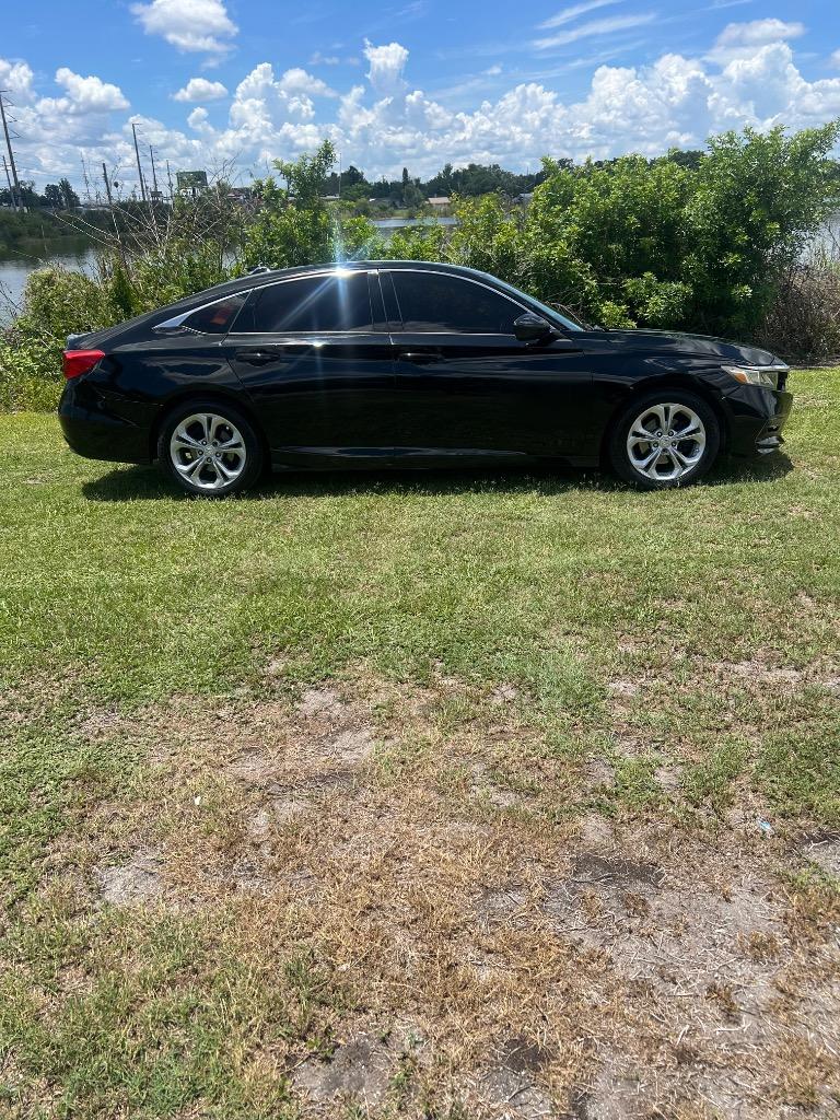 2018 Honda Accord - $10,900