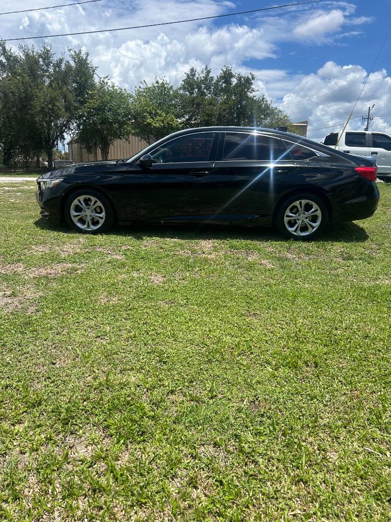 2018 Honda Accord - $10,900