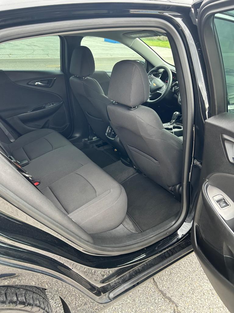 2020 Chevrolet Malibu - $7,200