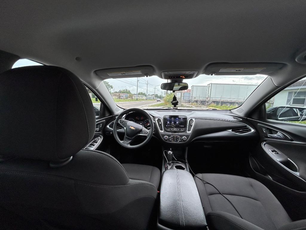 2020 Chevrolet Malibu - $7,200