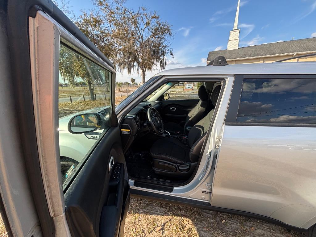 2016 Kia Soul - $5,400