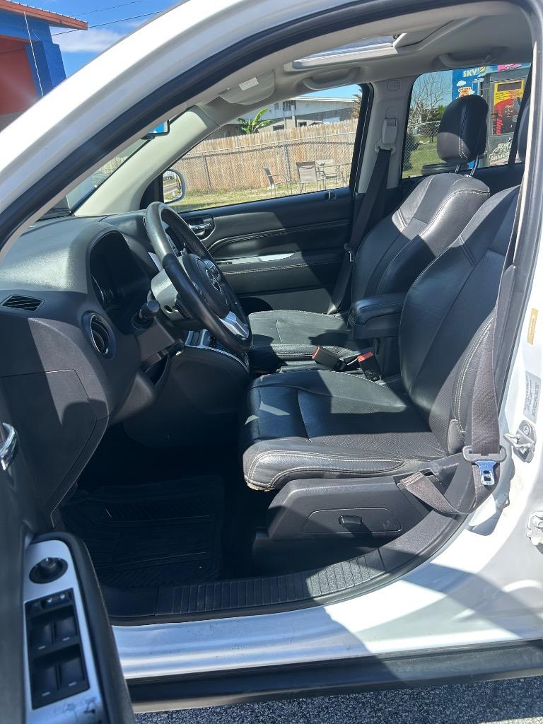 2015 Jeep Compass - $5,700