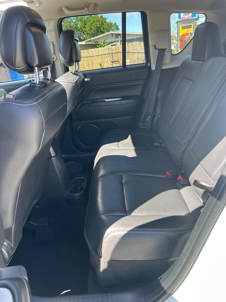 2015 Jeep Compass - $5,700