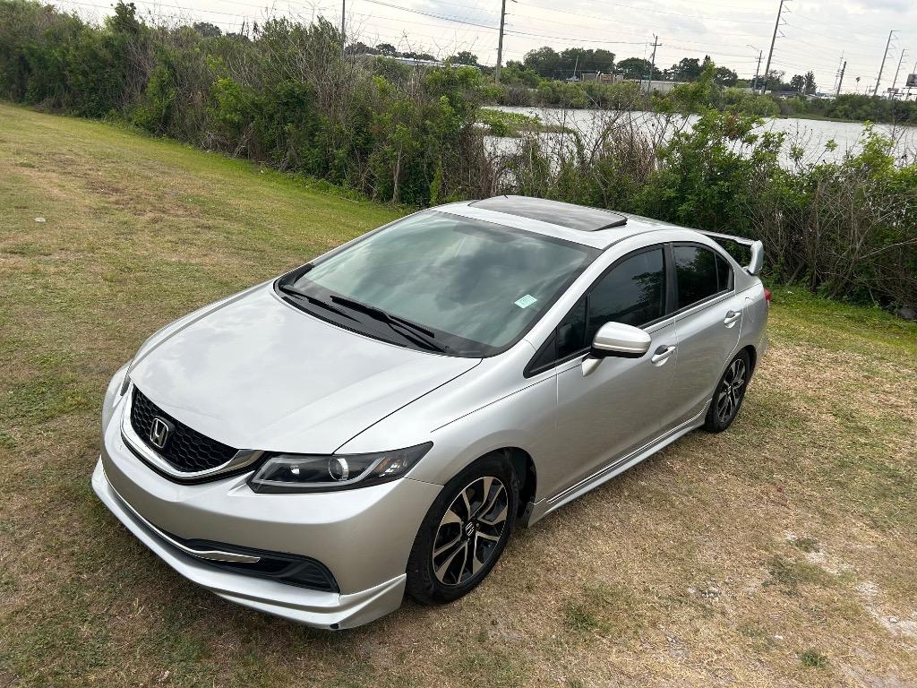 2015 Honda Civic - $8,900