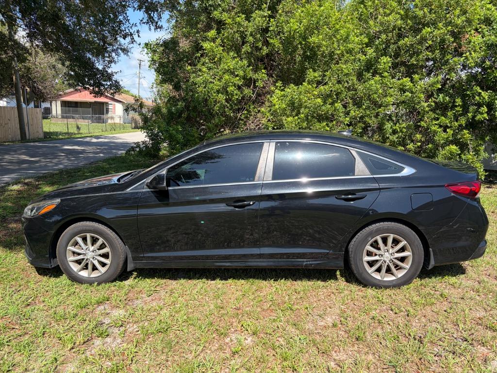 2018 Hyundai Sonata - $8,800