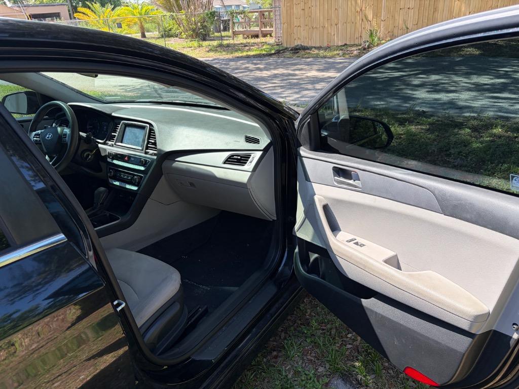 2018 Hyundai Sonata - $8,800