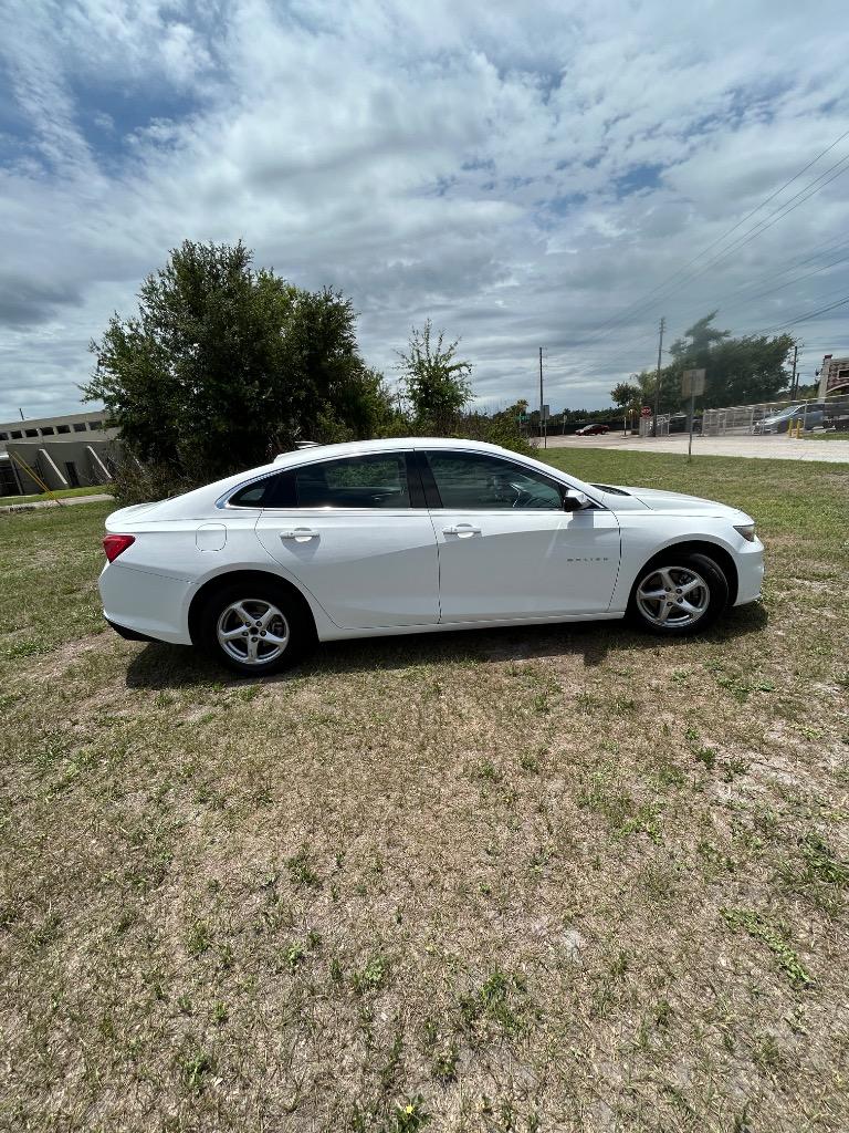 2018 Chevrolet Malibu - $5,350